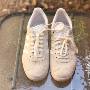 Adidas Gazelle size 7